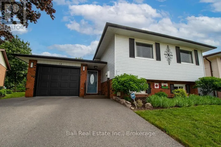 12 LAKEFIELD COURT, Selwyn, Ontario K0L2H0
