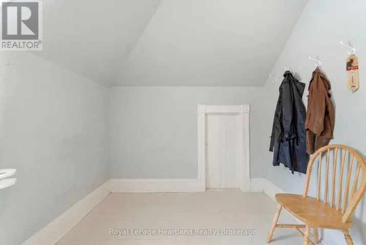 780