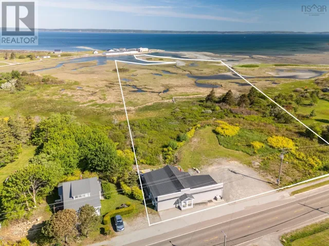 1861 Highway 1, Church Point, Nova Scotia B0W1M0