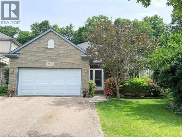 765 CHESAPEAKE Drive, Waterloo, Ontario N2K4G3
