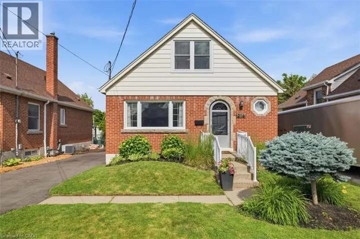 216 SUMMERHILL Avenue, Hamilton, Ontario L8K3N7