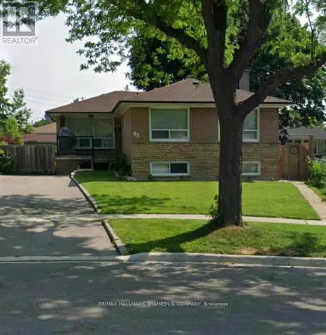 62 CLEMENTINE SQUARE, Toronto (Woburn), Ontario M1G2V7