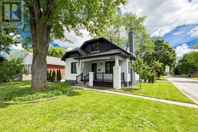 MAIN - 2205 VICTORIA PARK AVENUE, Toronto (Wexford-Maryvale), Ontario M1R1V8