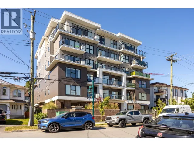 305 2331 KELLY AVENUE, Port Coquitlam, British Columbia V3C1Y3