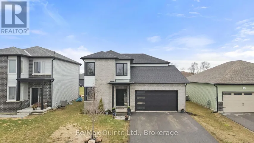 40 ALLEN STREET, Prince Edward County (Picton), Ontario K0K2T0