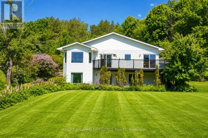 203 SANTAS VILLAGE ROAD, Bracebridge (Monck (Bracebridge)), Ontario P1L1W8