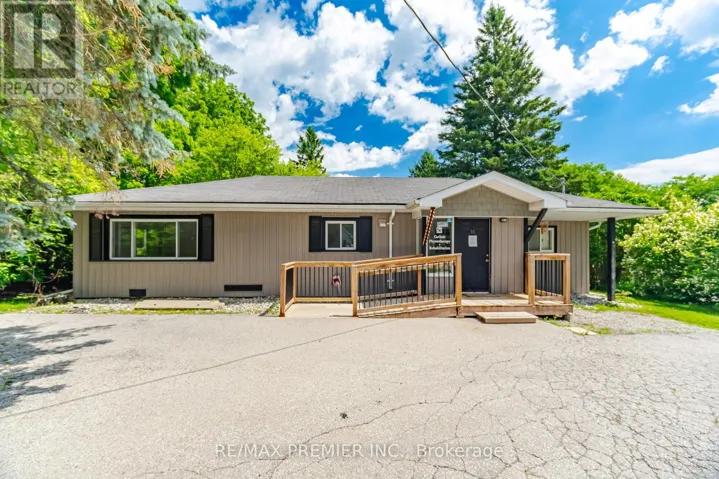 16 WILLIAM STREET, Hamilton (Carlisle), Ontario L0R1H2