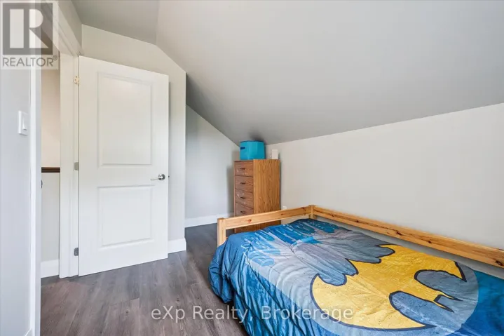 780