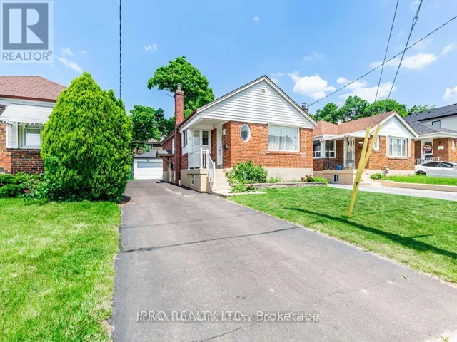46 TIAGO AVENUE, Toronto (O'Connor-Parkview), Ontario M4B2A2