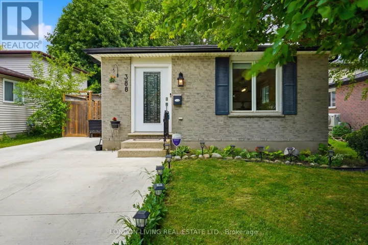388 DEVERON CRESCENT, London South (South T), Ontario N5Z4S3
