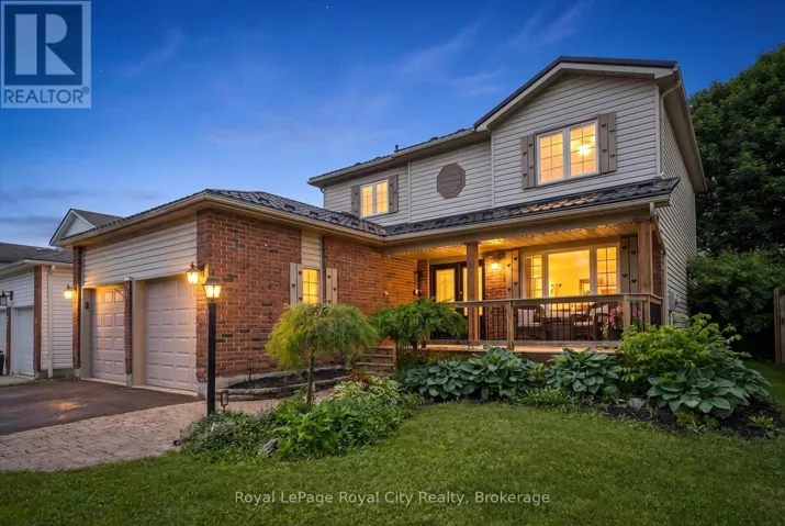 729 WOODHILL DR, Centre Wellington (Fergus), Ontario N1M3M8