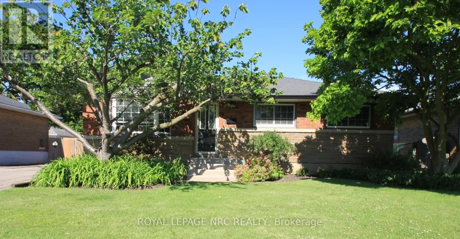 9 GREENHILL DRIVE, Thorold (Thorold Downtown), Ontario L2V1W4