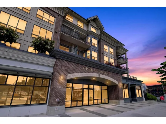 213 2493 MONTROSE AVENUE, Abbotsford, British Columbia V2S0L4