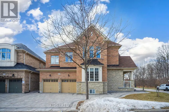 11 MISTYGLEN CRESCENT, Brampton (Credit Valley), Ontario L6Y0X2
