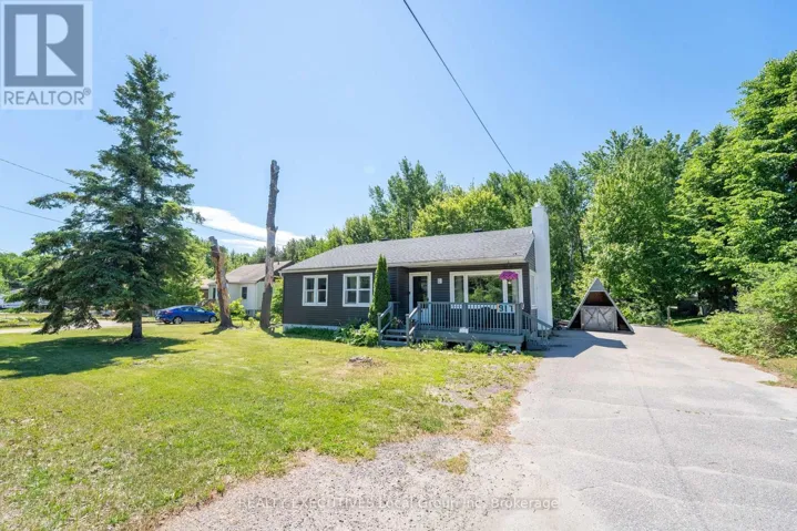 917 LAKESHORE DRIVE, North Bay (Ferris), Ontario P1A2H1