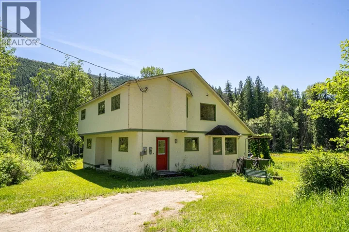 187 Gibson Road, Lumby, British Columbia V0E2G1
