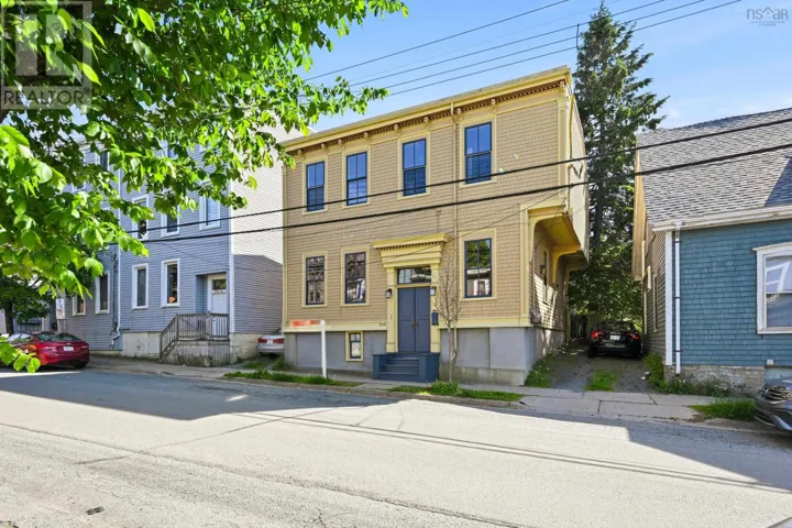 2048 Creighton Street, Halifax, Nova Scotia B3K3R2