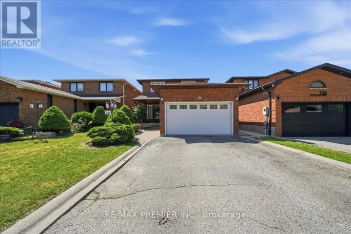 130 JACKMAN CRESCENT, Vaughan (West Woodbridge), Ontario L4L6P2