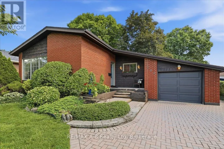 204 BASE LINE ROAD W, London South (South D), Ontario N6J1V7