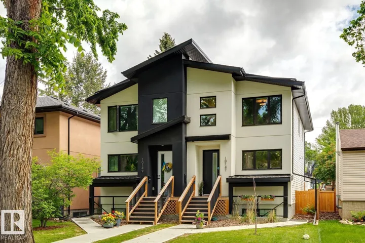 10147/49 82 ST NW, Edmonton, Alberta T6A3M1