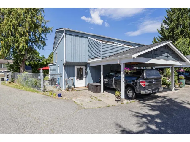 1 3168 268 STREET, Langley, British Columbia V4W3S1