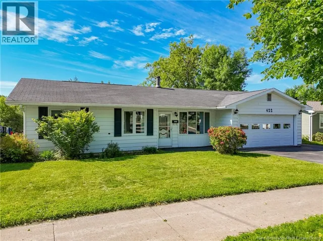 422 Sewell Street, Fredericton, New Brunswick E3A5E2