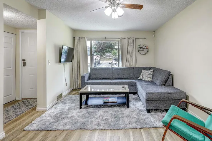 6928 134 STREET, Surrey, British Columbia V3W4S9