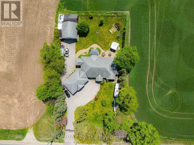 2569 LOCKHART ROAD, Innisfil, Ontario L9S3G2