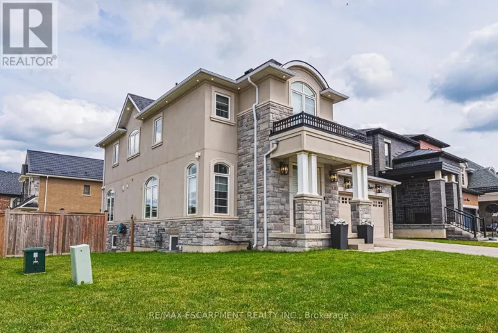 55 ROBARTS DRIVE, Hamilton (Meadowlands), Ontario L9K0H5
