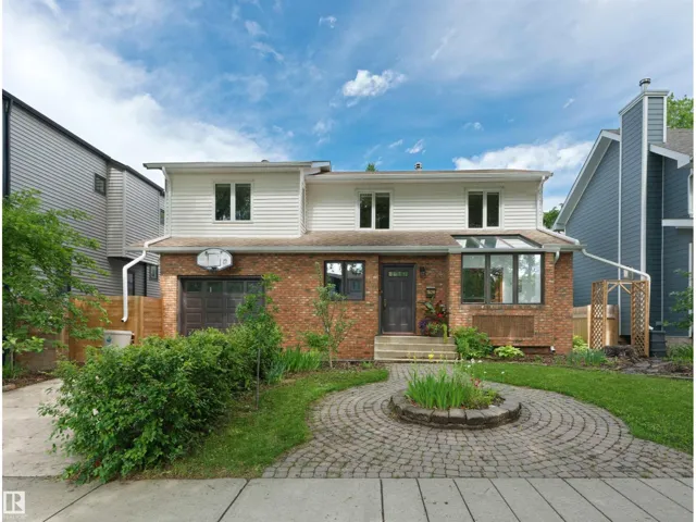 7624 92 AV NW, Edmonton, Alberta T6C1R4