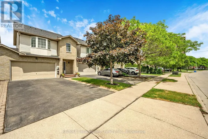 117 FRANCES AVENUE, Hamilton (Lakeshore), Ontario L8E6A3