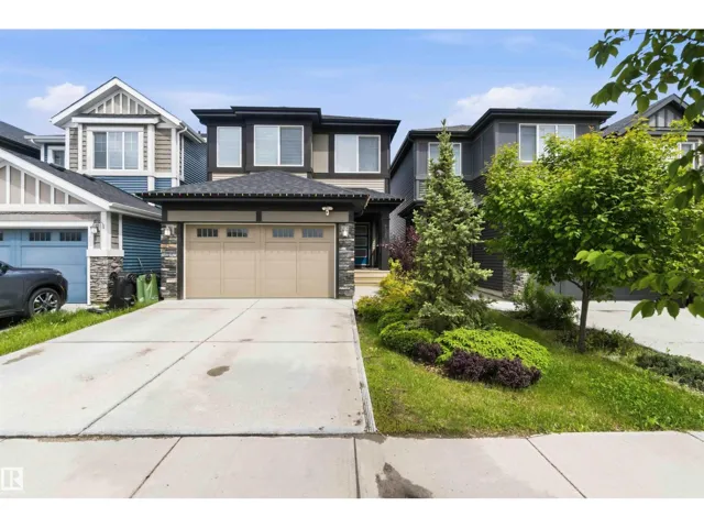 9323 223 ST NW, Edmonton, Alberta T5T7K1