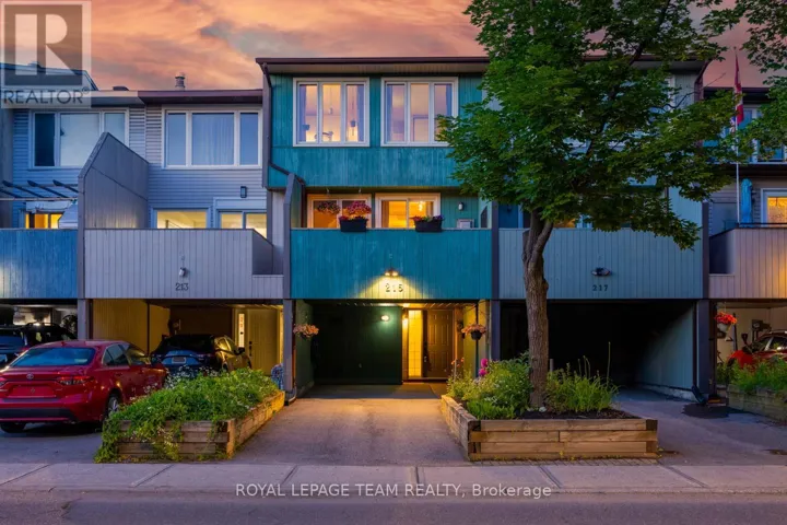 215 BOOTH STREET, Ottawa, Ontario K1R7V4
