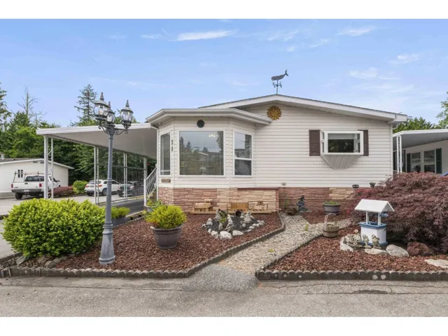 96 24330 FRASER HIGHWAY, Langley, British Columbia V2Z1N2