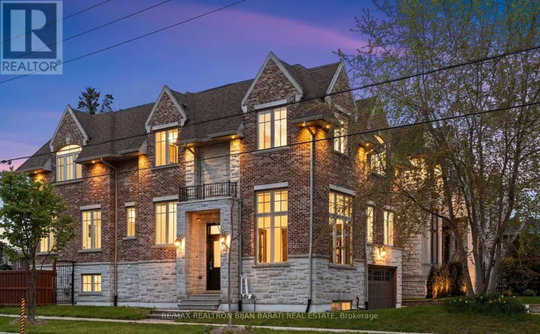 122 HOLMES AVENUE, Toronto (Willowdale East), Ontario M2N4M6