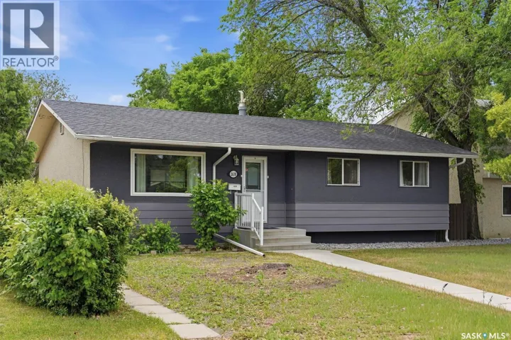 2638 Eastview, Saskatoon, Saskatchewan S7J3G8