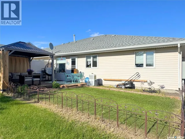 103 30 Russell DRIVE, Yorkton, Saskatchewan S3N4C6