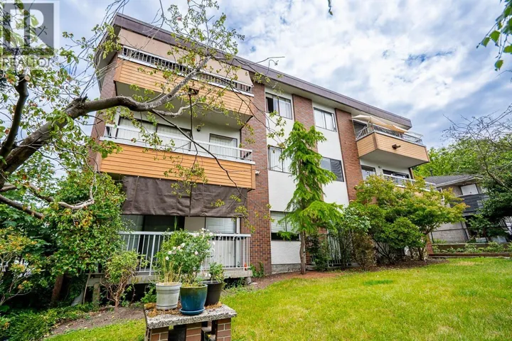 302 138 TEMPLETON DRIVE, Vancouver, British Columbia V5L4N3