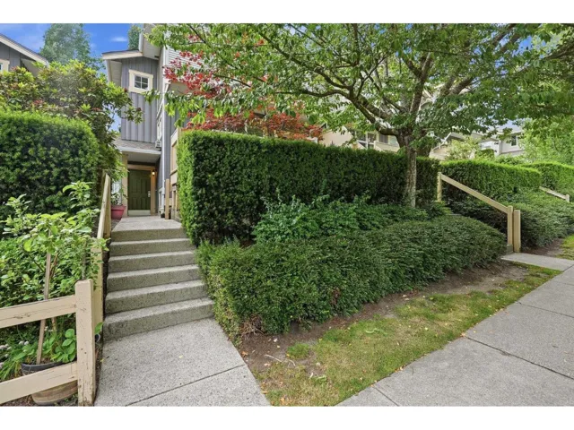38 14959 58 AVENUE, Surrey, British Columbia V3S9Y9