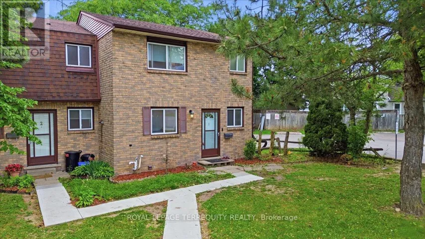 1 - 175 SIEBERT AVENUE, Kitchener, Ontario N2C2M1