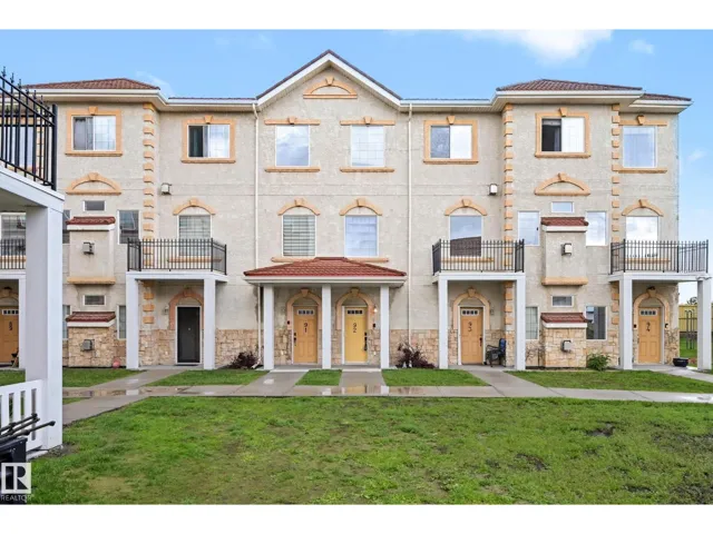#92 13825 155 AV NW, Edmonton, Alberta T6V0B8