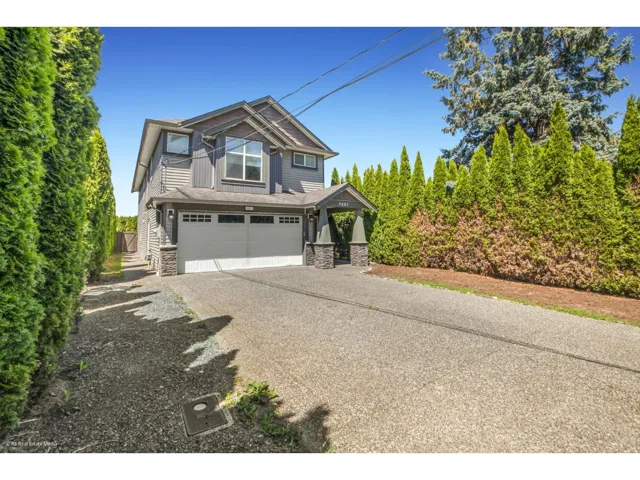 9487 COOTE STREET, Chilliwack Proper East, Chilliwack, British Columbia V2P6B7