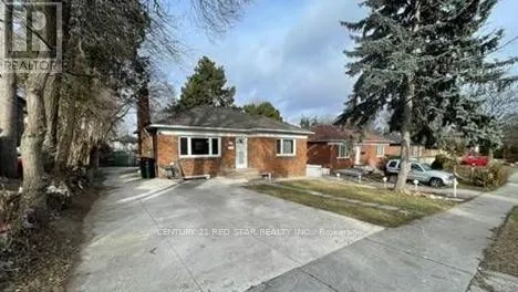 10 BEATTIE AVENUE, Toronto (Elms-Old Rexdale), Ontario M9W2M3