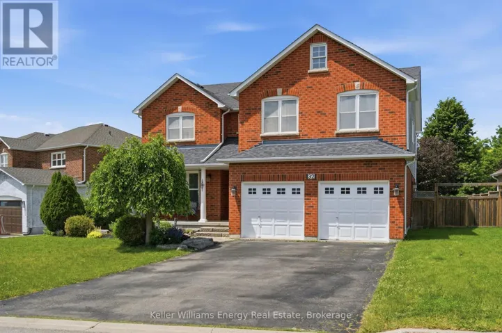 32 SAGEWOOD AVENUE, Clarington (Courtice), Ontario L1E2G2