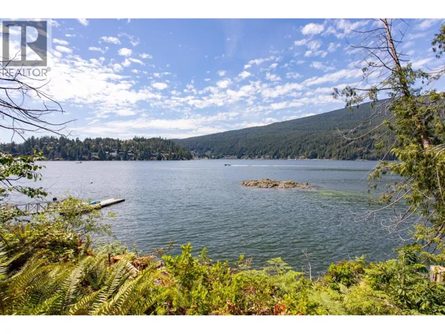5225 COOMBE LANE, Belcarra, British Columbia V3H4N6