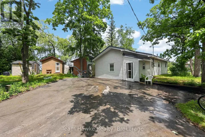 32 LONG POINT ROAD, Tay, Ontario L0K2C0