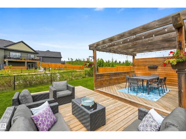 20530 128 AV NW, Edmonton, Alberta T5S0L8