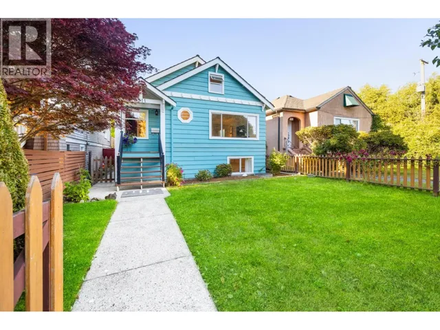 3311 W 8TH AVENUE, Vancouver, British Columbia V4M3V1