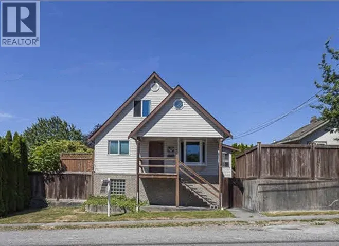 1403 GILMORE AVENUE, Burnaby, British Columbia V5C4S9