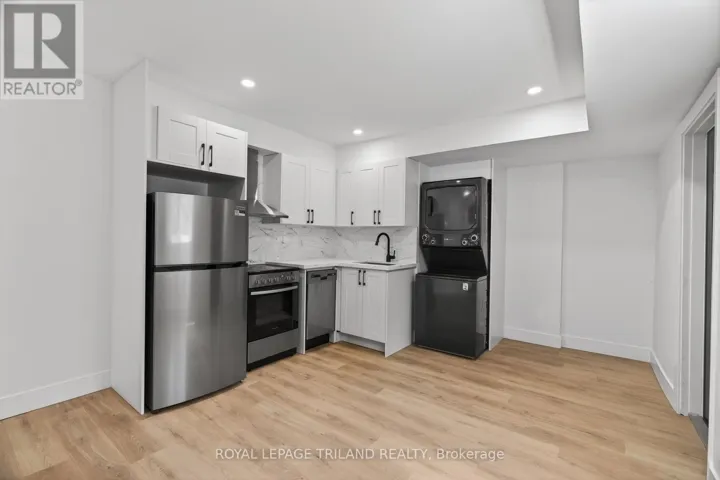 7 - 1015 EAGLE DRIVE, London South (South J), Ontario N5Z3H4